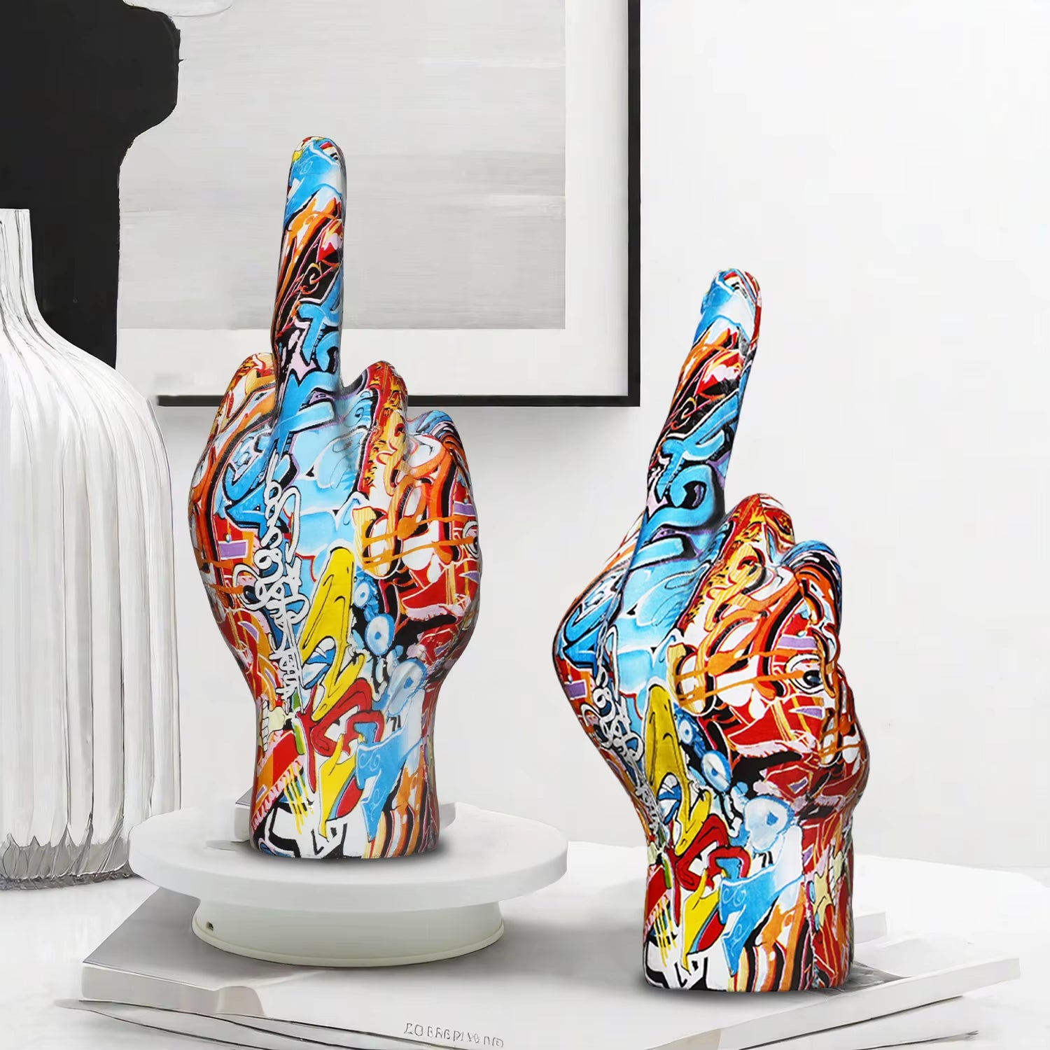 Graffiti Middle Finger Ornament Art and Crafts Resin Gesture Statue Desktop Ring a Living Room Home Decoration