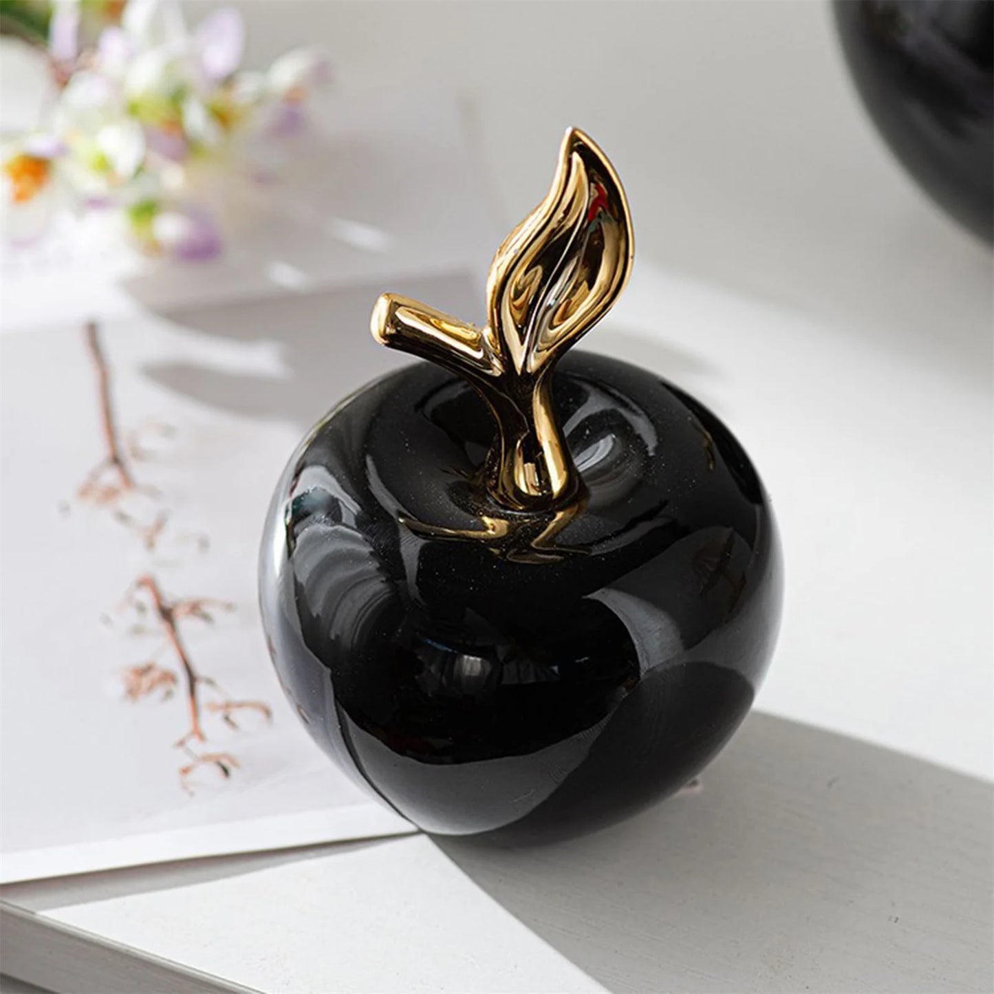 Apple Decorations Realistic Decorative Resin Fruit Figurines for Desktop Home Decor Present