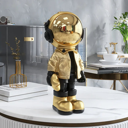 Resin Sculpture Table Decoration Electroplate Painting Astronaut Statue Room Decor Home Ornament Sculpture Art Figurine Luxury