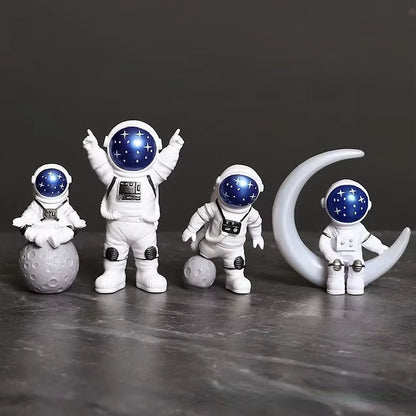 4Pcs Astronaut Figure Statue Figurine Spaceman Sculpture Educational Toy Desktop Home Decoration Astronaut Model for Kids Gift