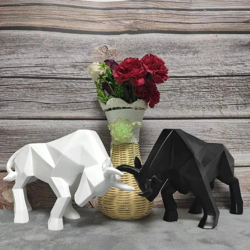 Morden Geometric Bull Statue Ornament Cafe Cattle Sculptures Animal Figurines Abstract Hotel Home Decoration